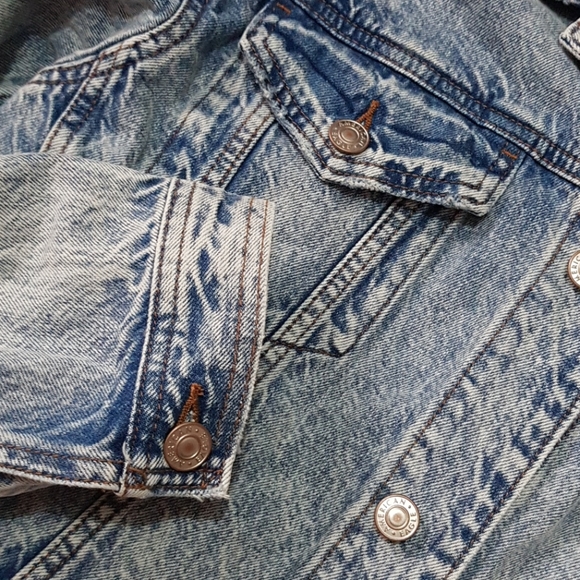 🦋 VINTAGE ACID WASH DENIM OVERSIZE AE JACKET - Picture 3 of 8